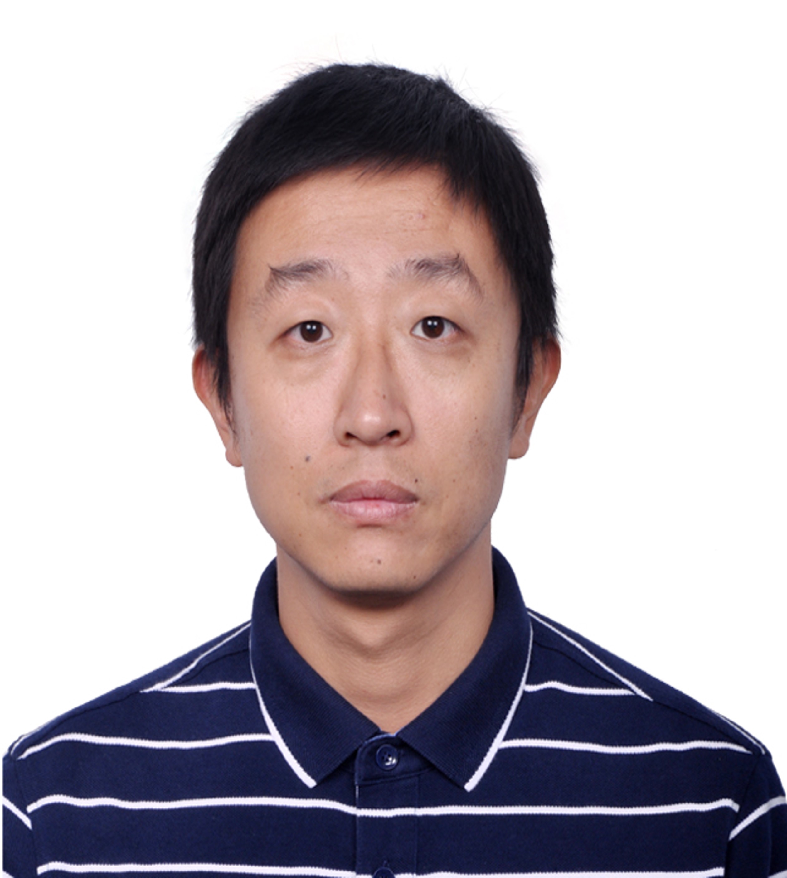 张彰