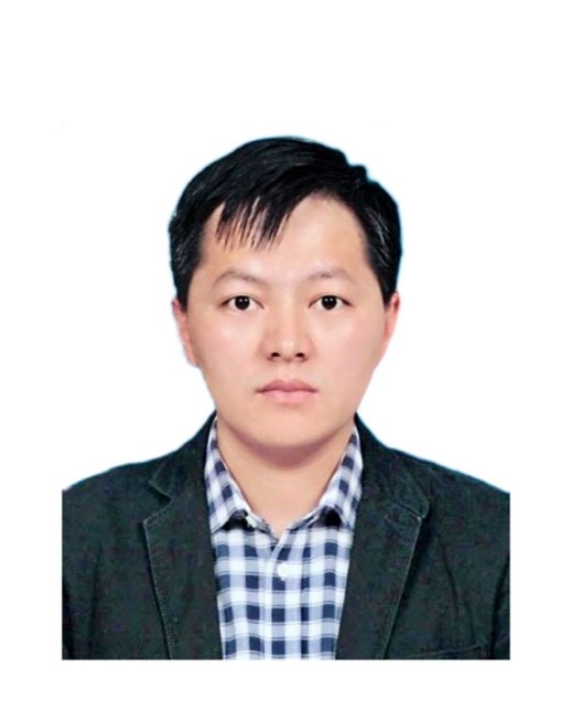 李朋